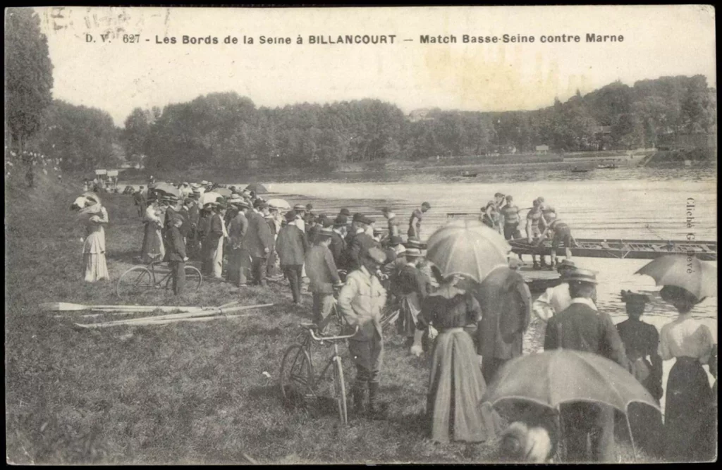 Les bords de Seine à Billancourt, match Basse Seine contre Marne, carte postale, 1909. Archives municipales de Boulogne-Billancourt